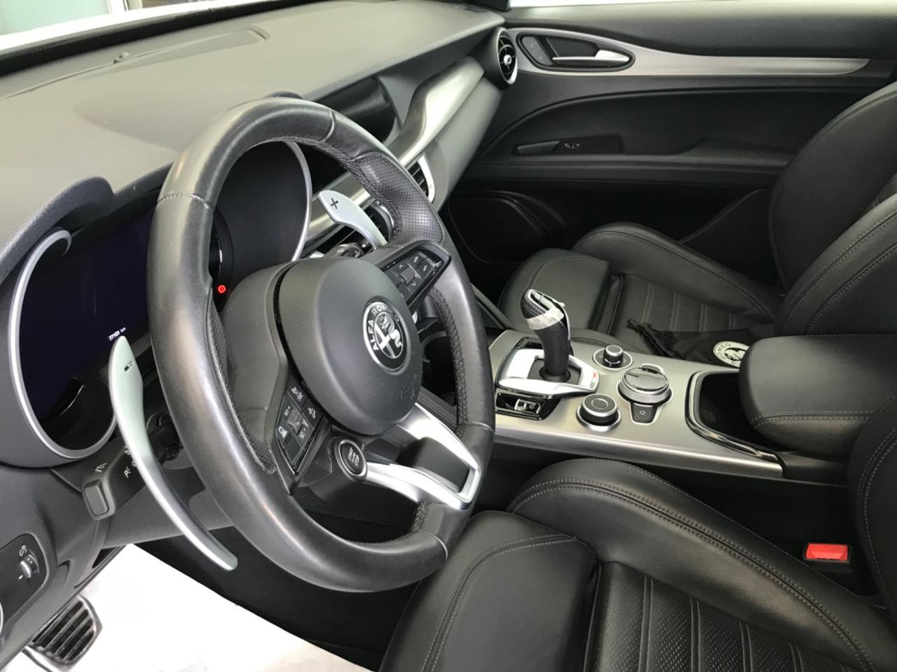 Alfa Romeo Stelvio 2.2 Turbodiesel 210 CV AT8 Q4 Veloce