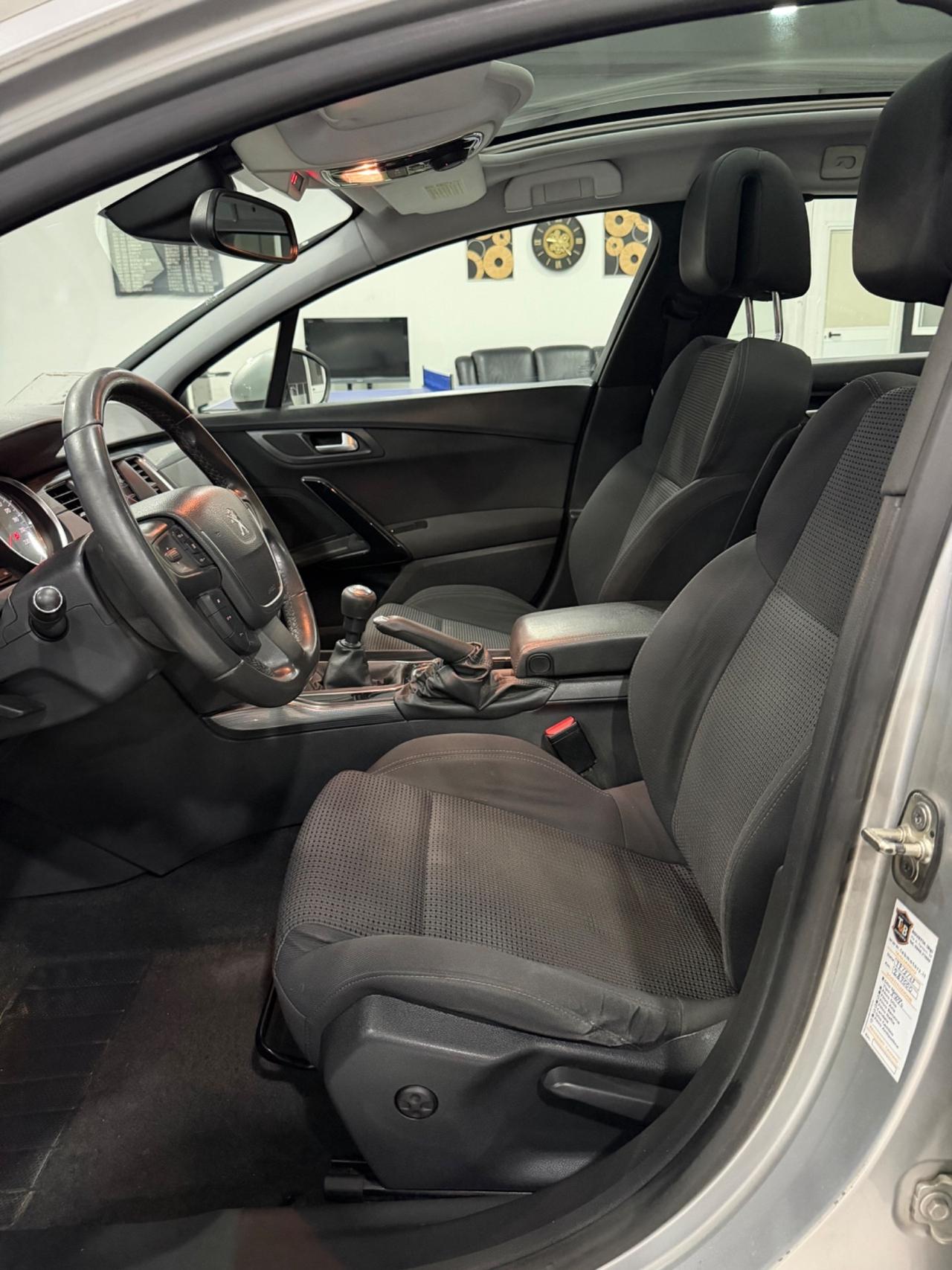 Peugeot 508 2.0 HDi 140CV SW Ciel Business