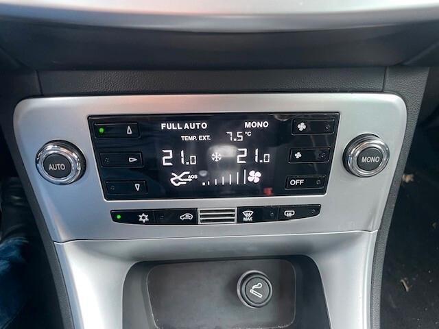 Lancia Delta 1.6 MJT DPF Platino