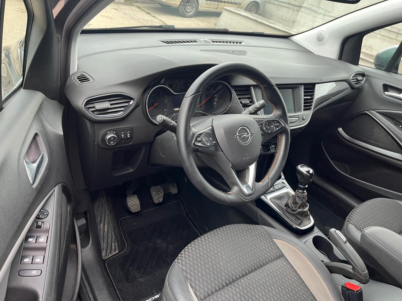 Opel Crossland X 1.5 ecotec 102cv Innovation CAMERA/PDC PERFET.