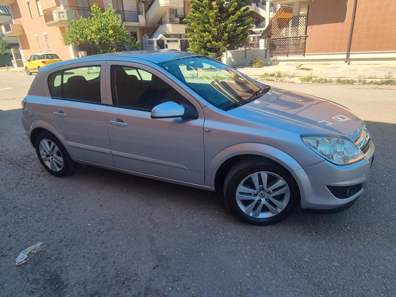 Opel Astra 1.7 CDTI 125CV 5 porte Enjoy anno 08