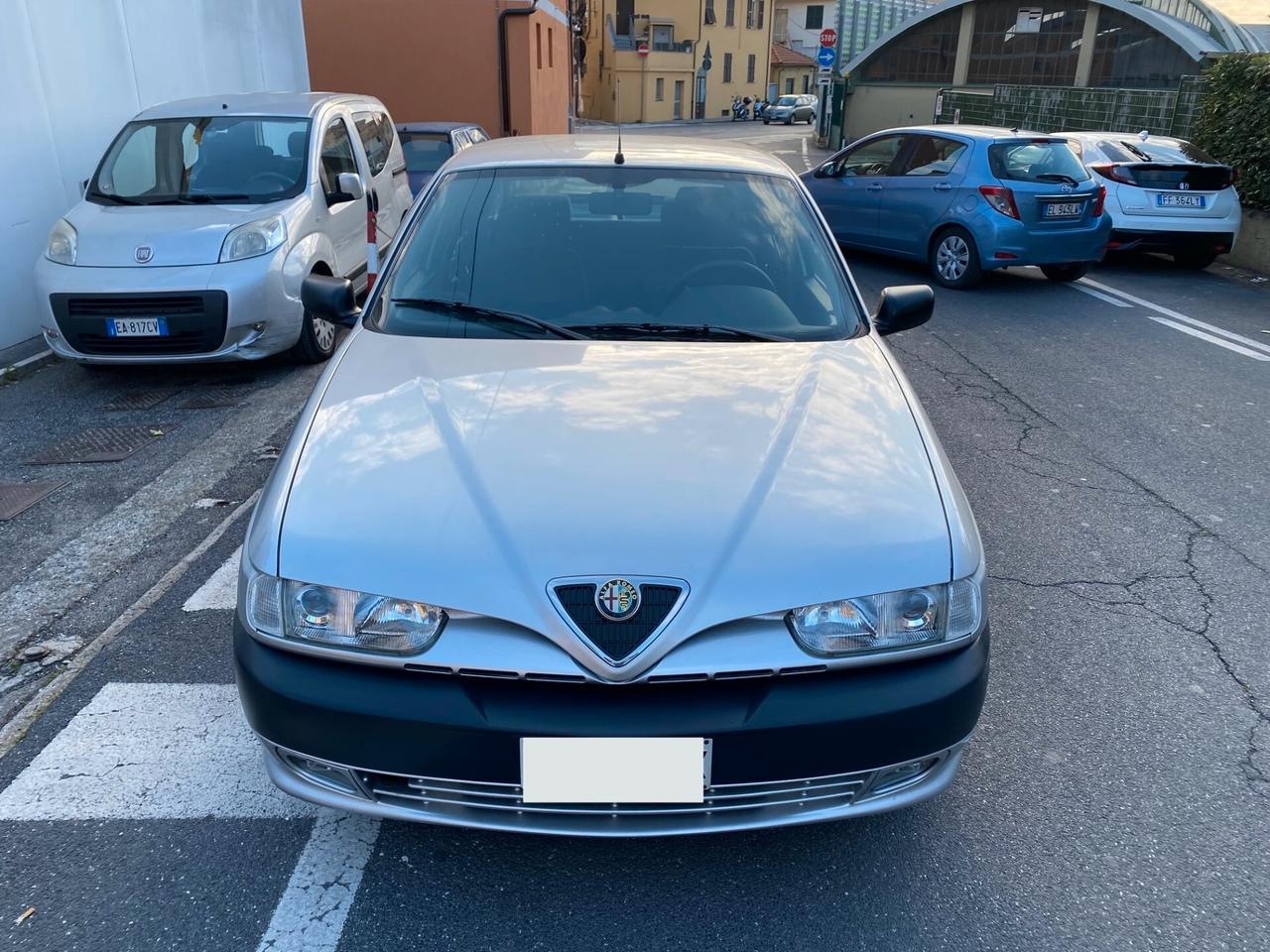 Alfa Romeo 146 1.4i 16V Twin Spark cat L