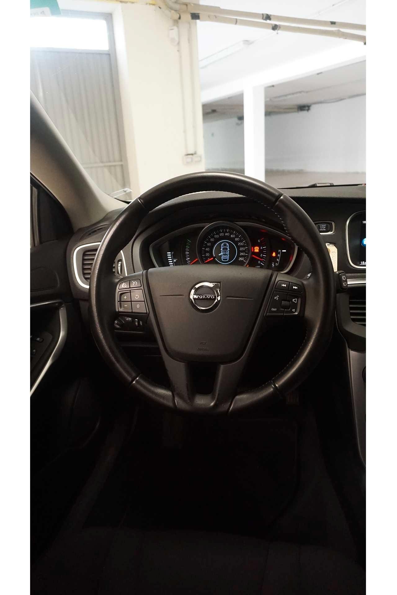 Volvo V40 D2 Geartronic Business