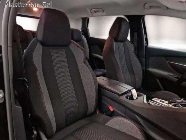 PEUGEOT 5008 7 POSTI 1.5 bluehdi Business EAT8 - GF870RZ