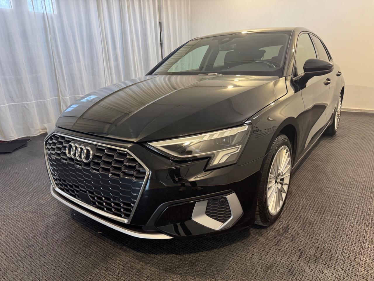 Audi A3 SPB 35 TDI S tronic Business Advanced - MATRIX