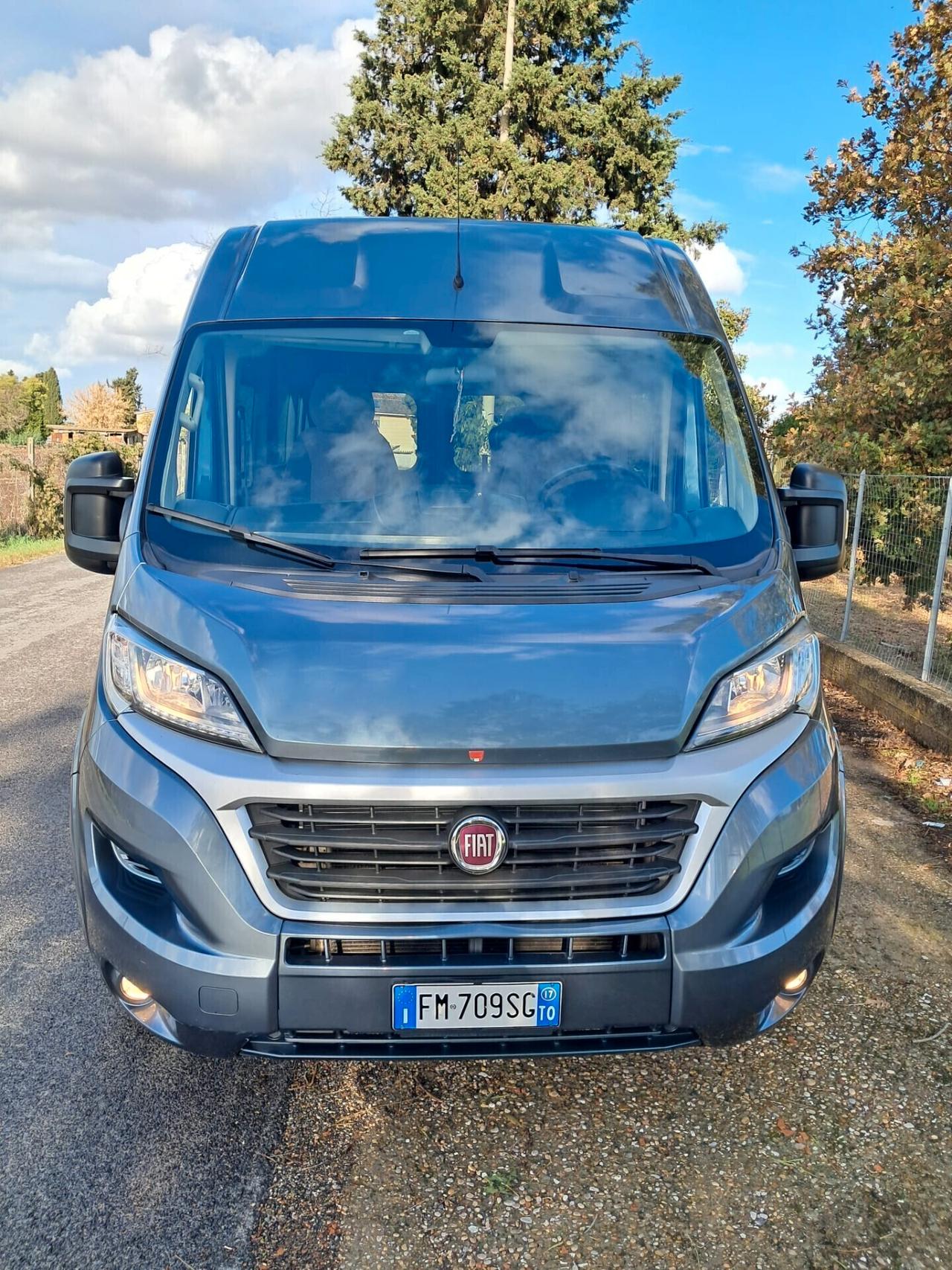 Fiat Ducato Maxi 9 POSTI TRASPORTO DISABILI 5 CARROZZINE PEDANA ELETTROIDRAULICA