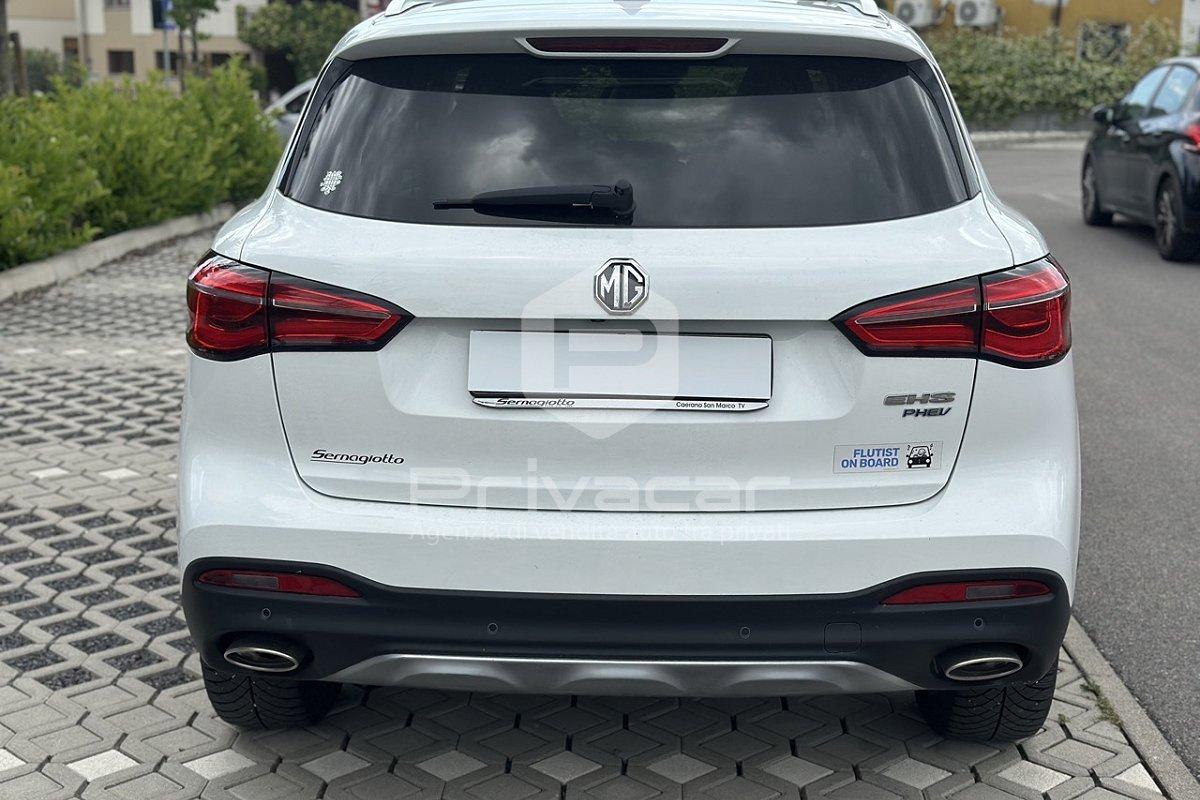 MG EHS Plug-in Hybrid Exclusive
