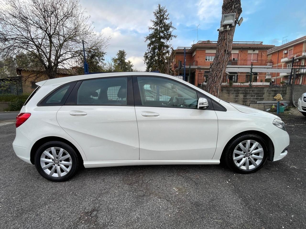 Mercedes-benz B 180 CDI Automatic Executive