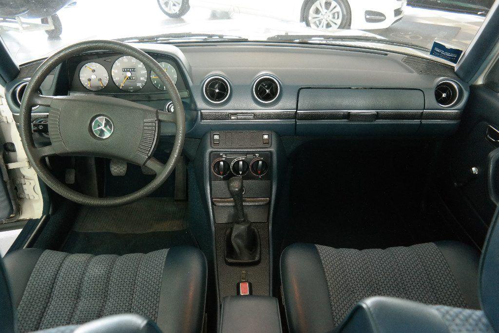 MERCEDES-BENZ 200 200*ISCRITTA ASI