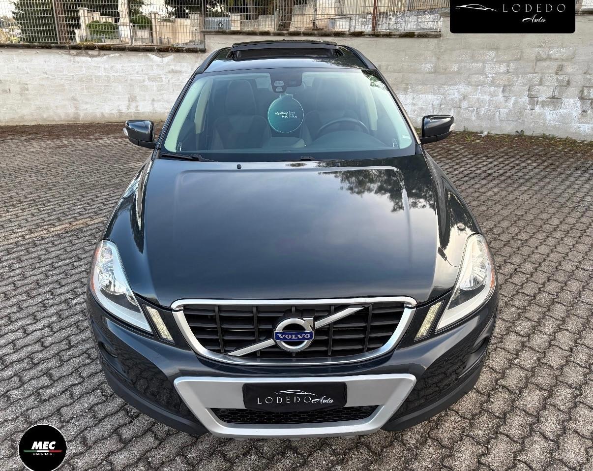 Volvo XC60 2.4 D5 Momentum “Tetto apribile” full optional