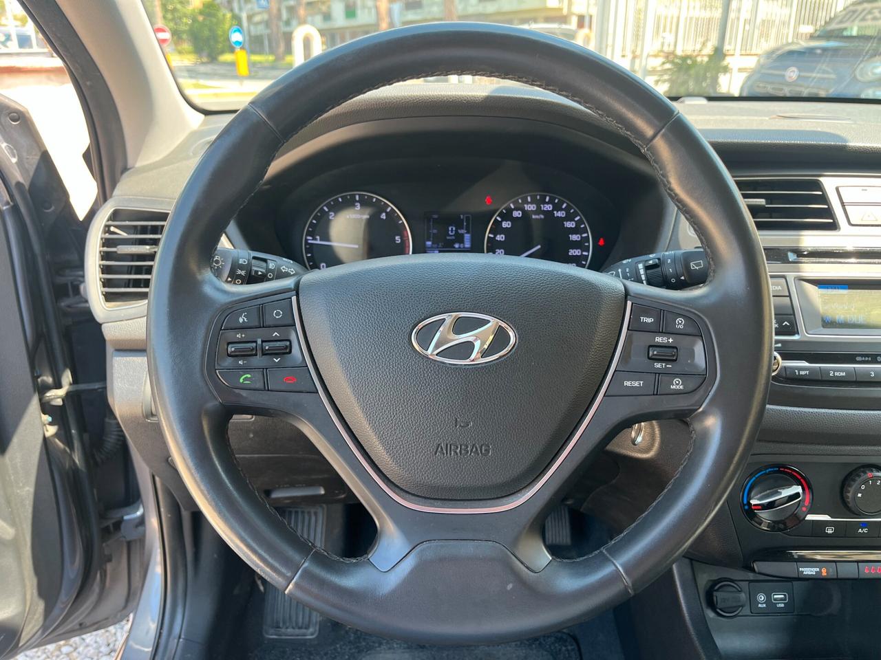 Hyundai i20 1.1 CRDi 12V 5 porte Comfort KM CERTIFICATI