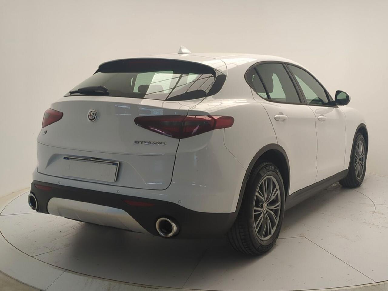 Alfa Romeo Stelvio 2.2 Turbodiesel 210 CV AT8 Q4 Business