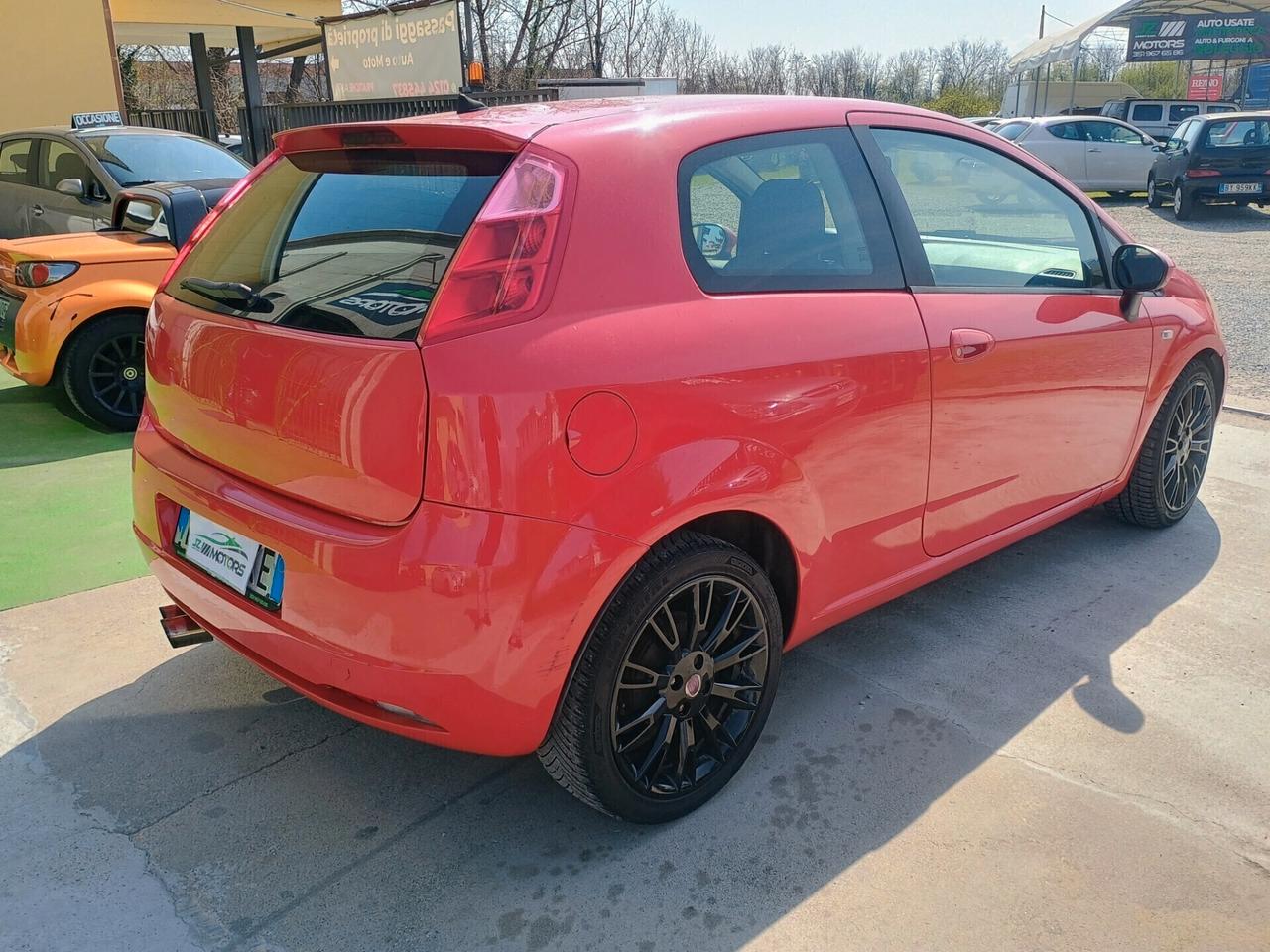 FIAT GRANDE PUNTO SPORT adatta per neopatentati