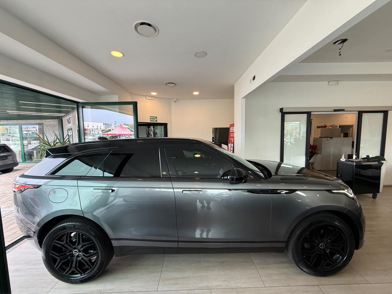 Land Rover Range Velar 2.0D I4 240 CV HSE