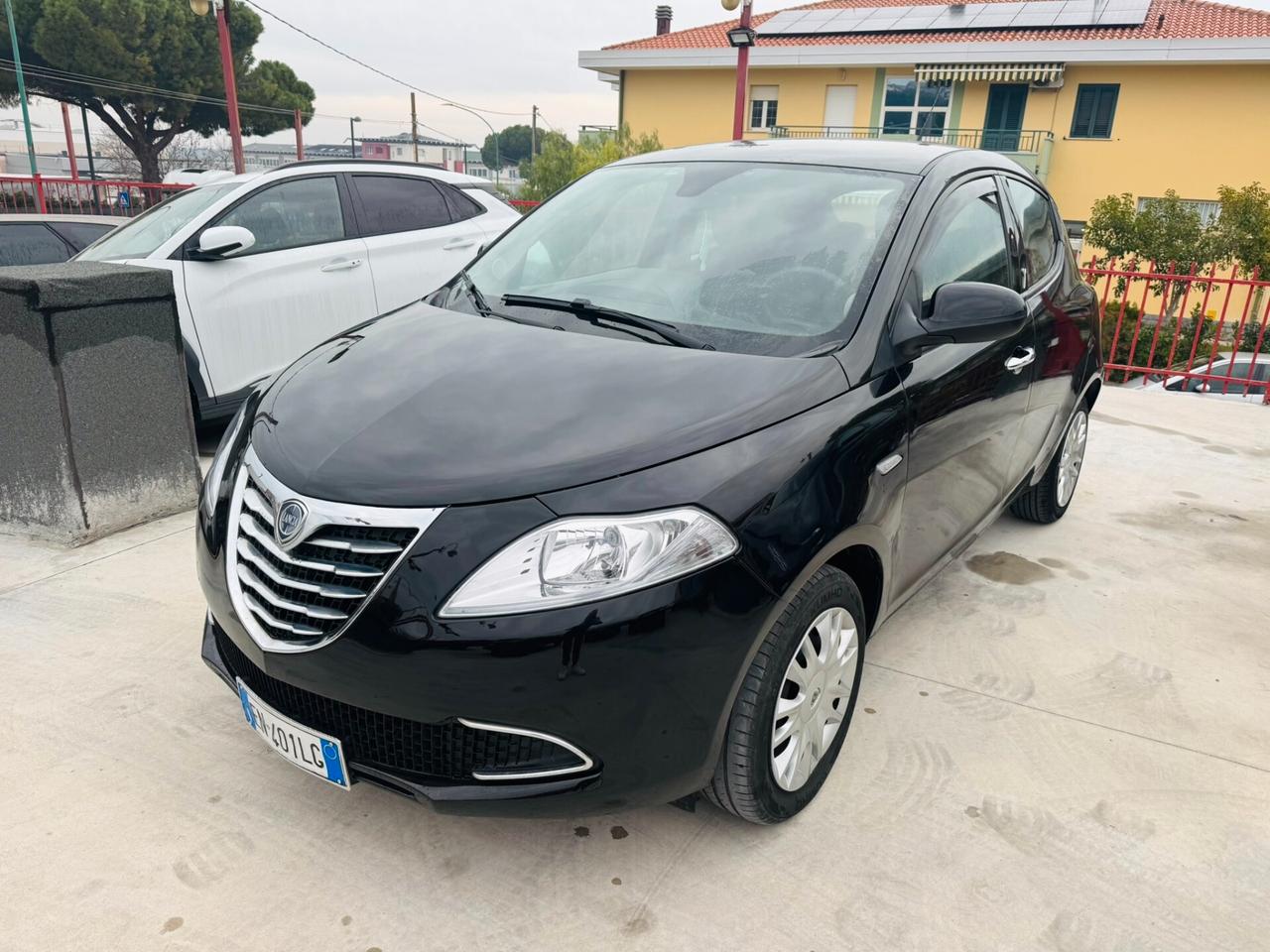 Lancia Ypsilon 1.3 MJT 16V 95 CV 5 porte S&S Gold