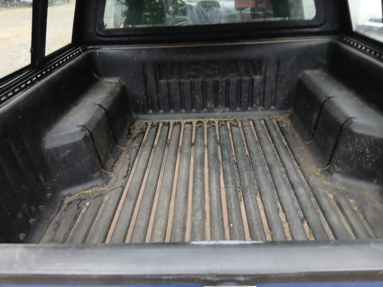 Nissan Navara 2.5 td Doppia cabina