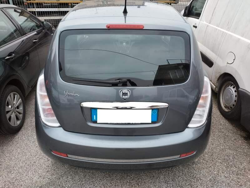 Lancia Ypsilon 1.4 Oro Giallo