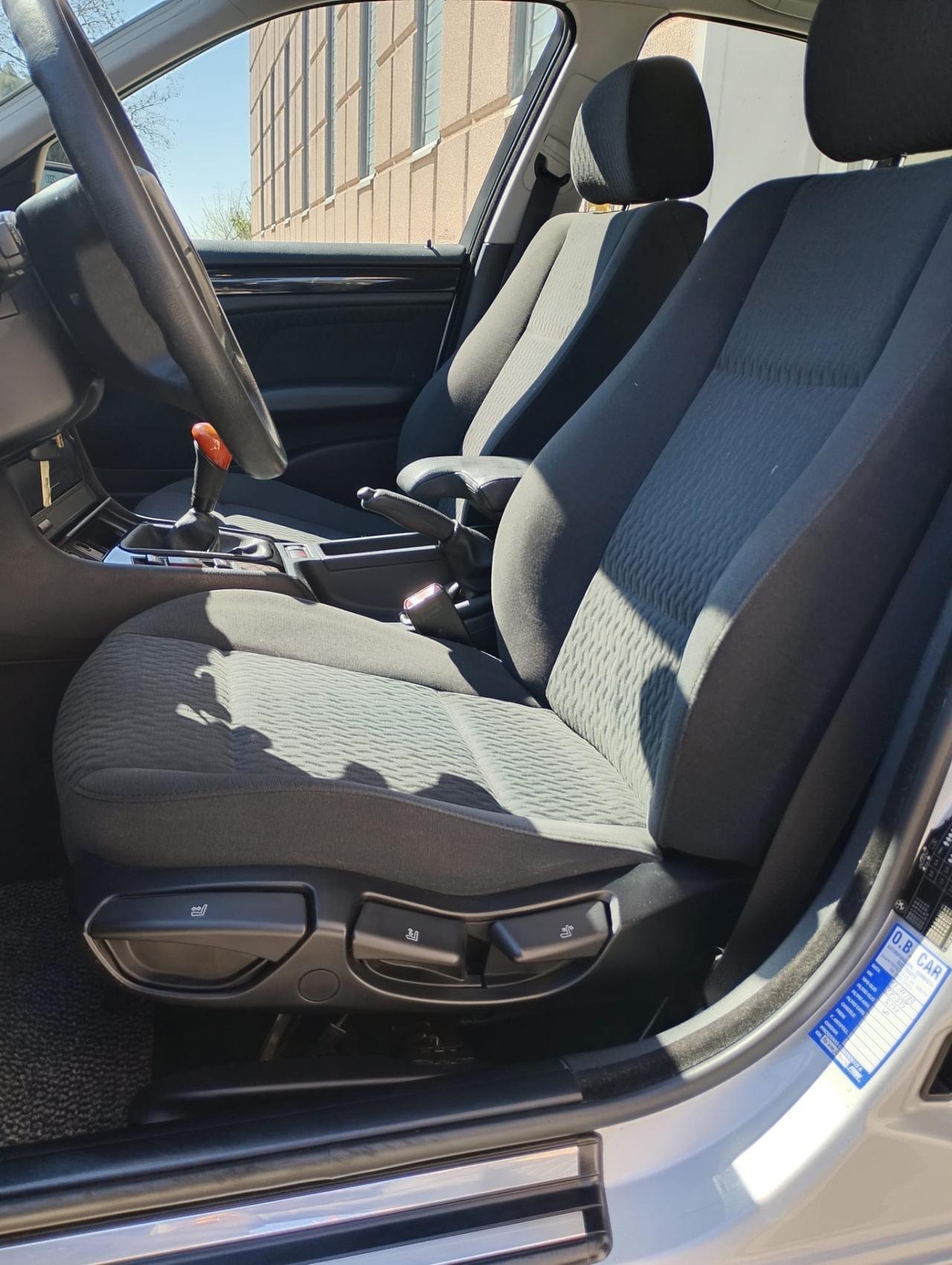 Bmw 320 320i cat 4 porte Attiva