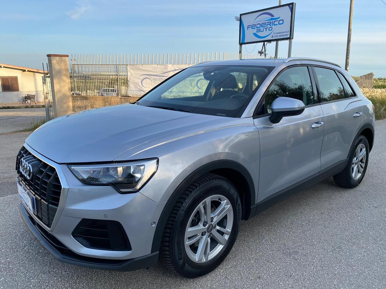 Audi Q3 35 2.0 tdi Business Advanced s-tronic