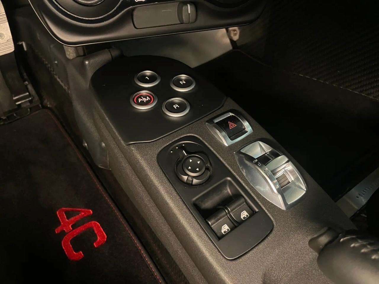 Alfa Romeo 4C 1750 TBi