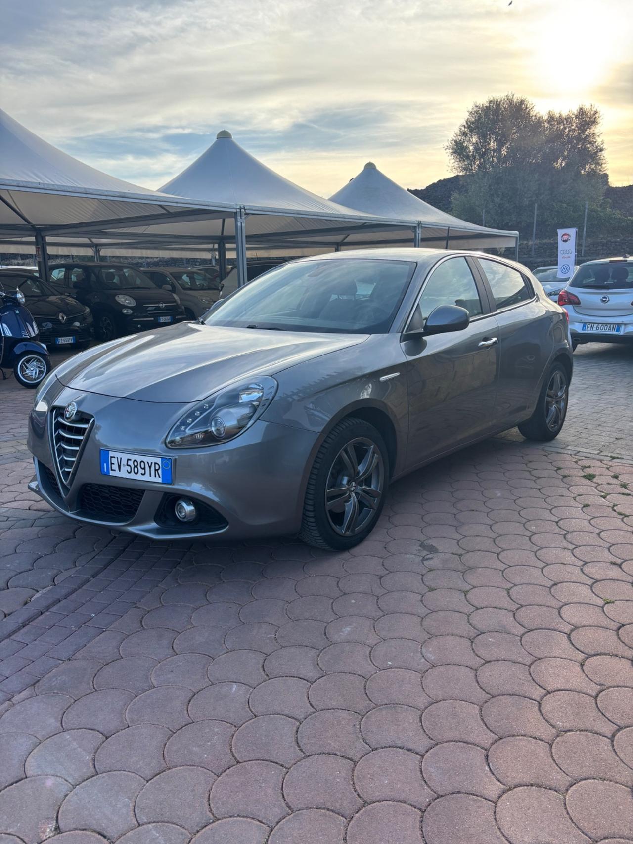 Alfa Romeo Giulietta 1.6 JTDm-2 105 CV Distinctive