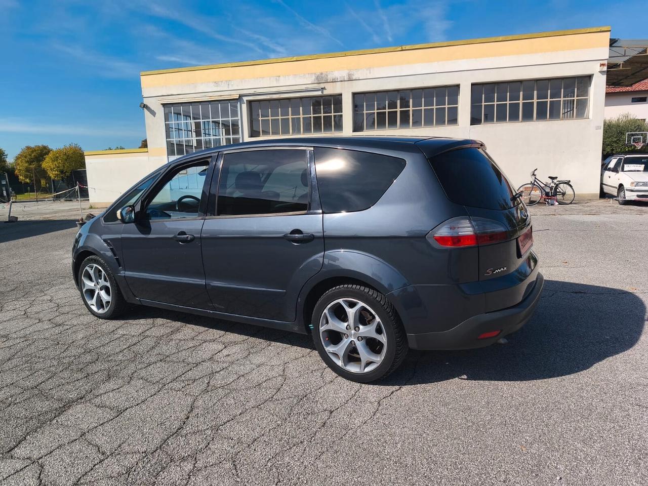 Ford S-Max 2.0 TDCi 140CV Titanium