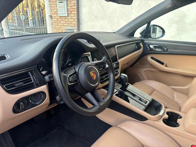 PORSCHE Macan 2.0 T