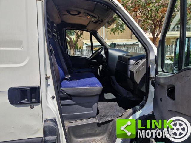 IVECO Daily 29L10V 2.3 Hpi TDI PC-TM Furgone L MOTORE NUOVO!
