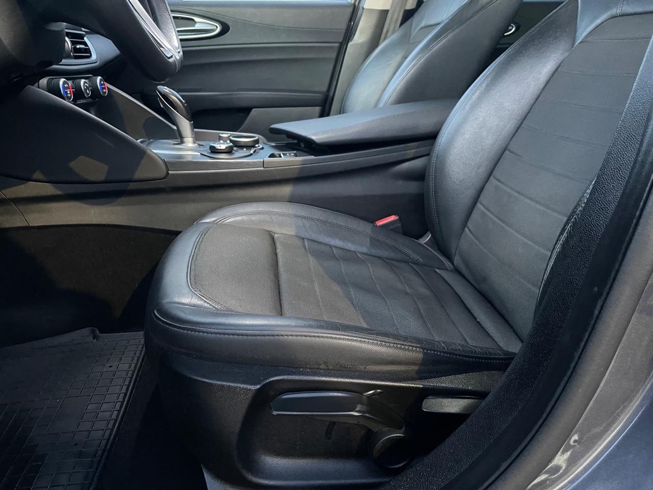 ALFA ROMEO GIULIA 2.2 MJTD 180CV AT8 SUPER FULL