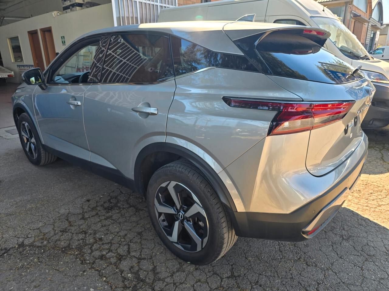 Nissan Qashqai MHEV 140 CV N-Connecta rate 99,00