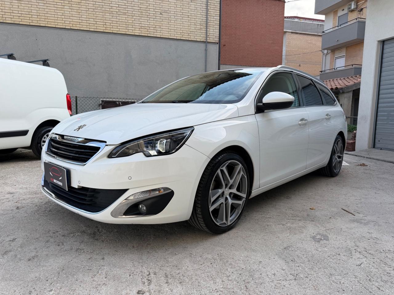 Peugeot 308 SW 1.6 HDI 120CV - DISTRIBUZIONE NUOVA