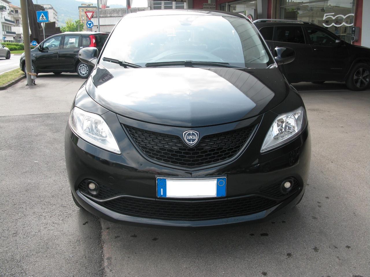 Lancia Ypsilon 1.0 FireFly 5 porte S&S Hybrid Ecochic Gold