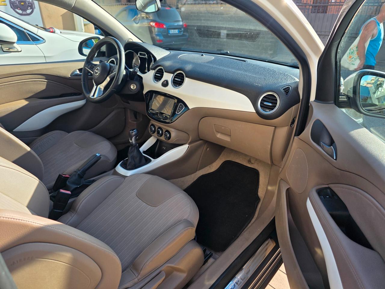 Opel Adam 1.2 70 CV Jam