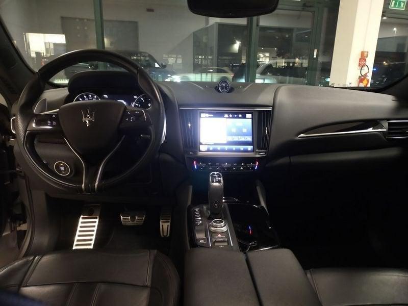 Maserati Levante 3.0 V6 AWD Gransport 350 CV