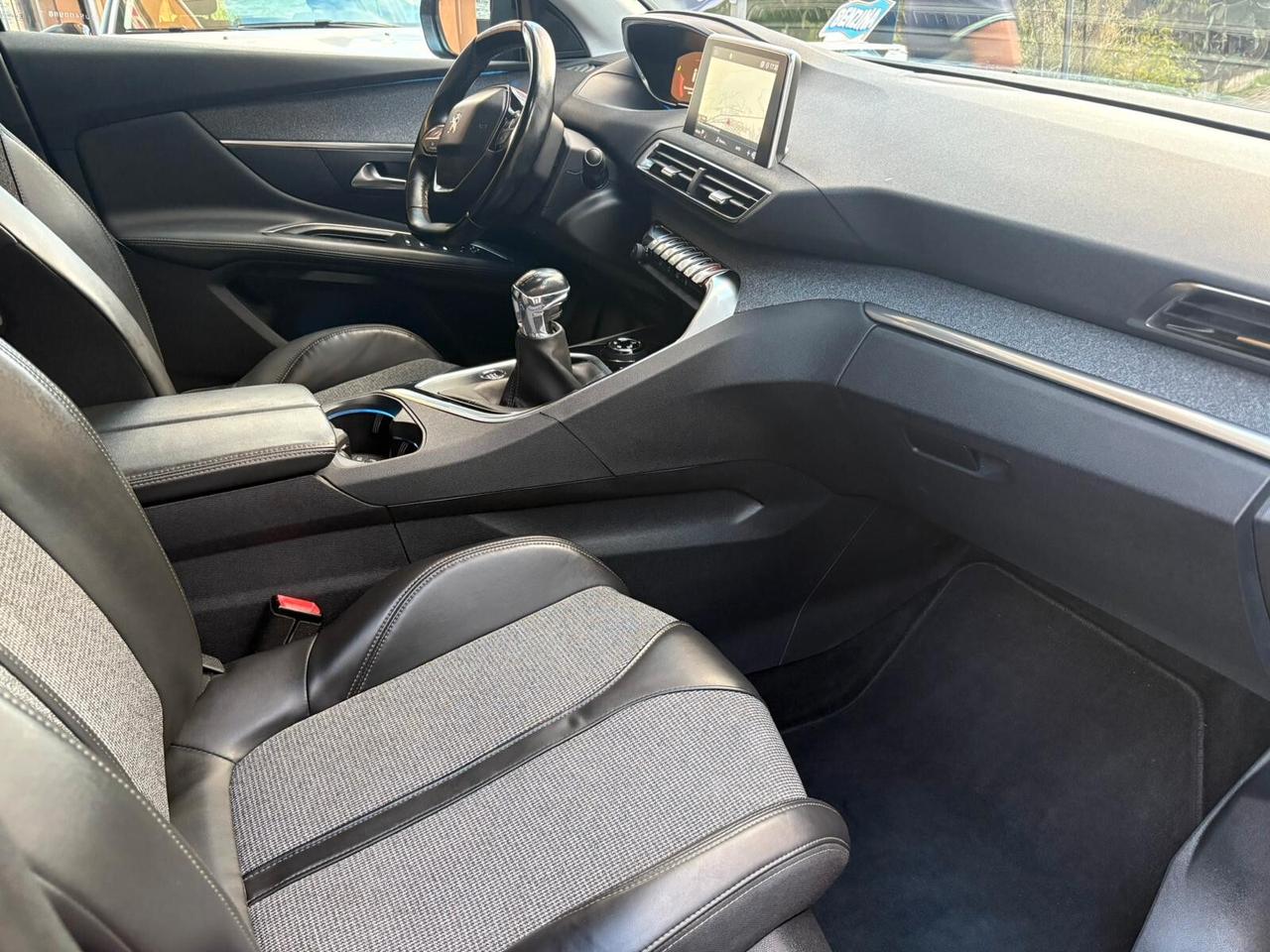 Peugeot 3008 BlueHDi 130 S&S Allure