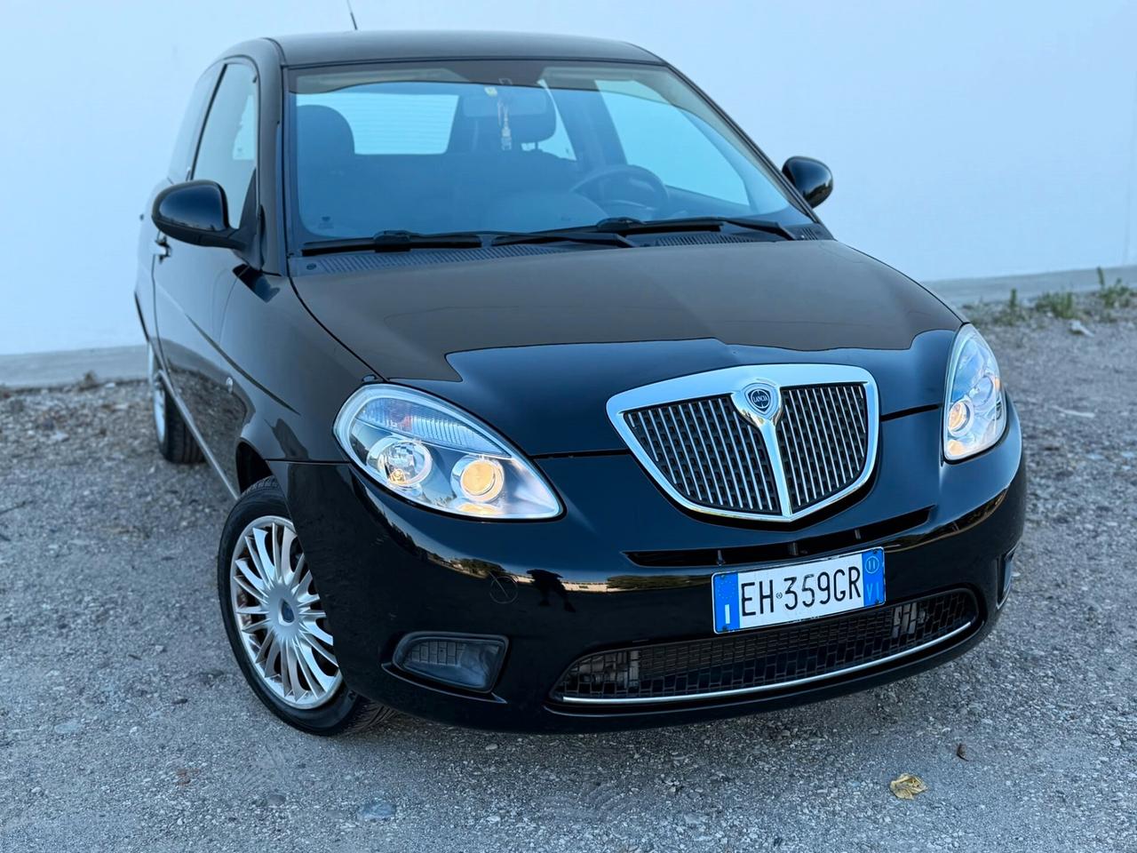 Lancia Ypsilon 1.2 69 CV DIVA