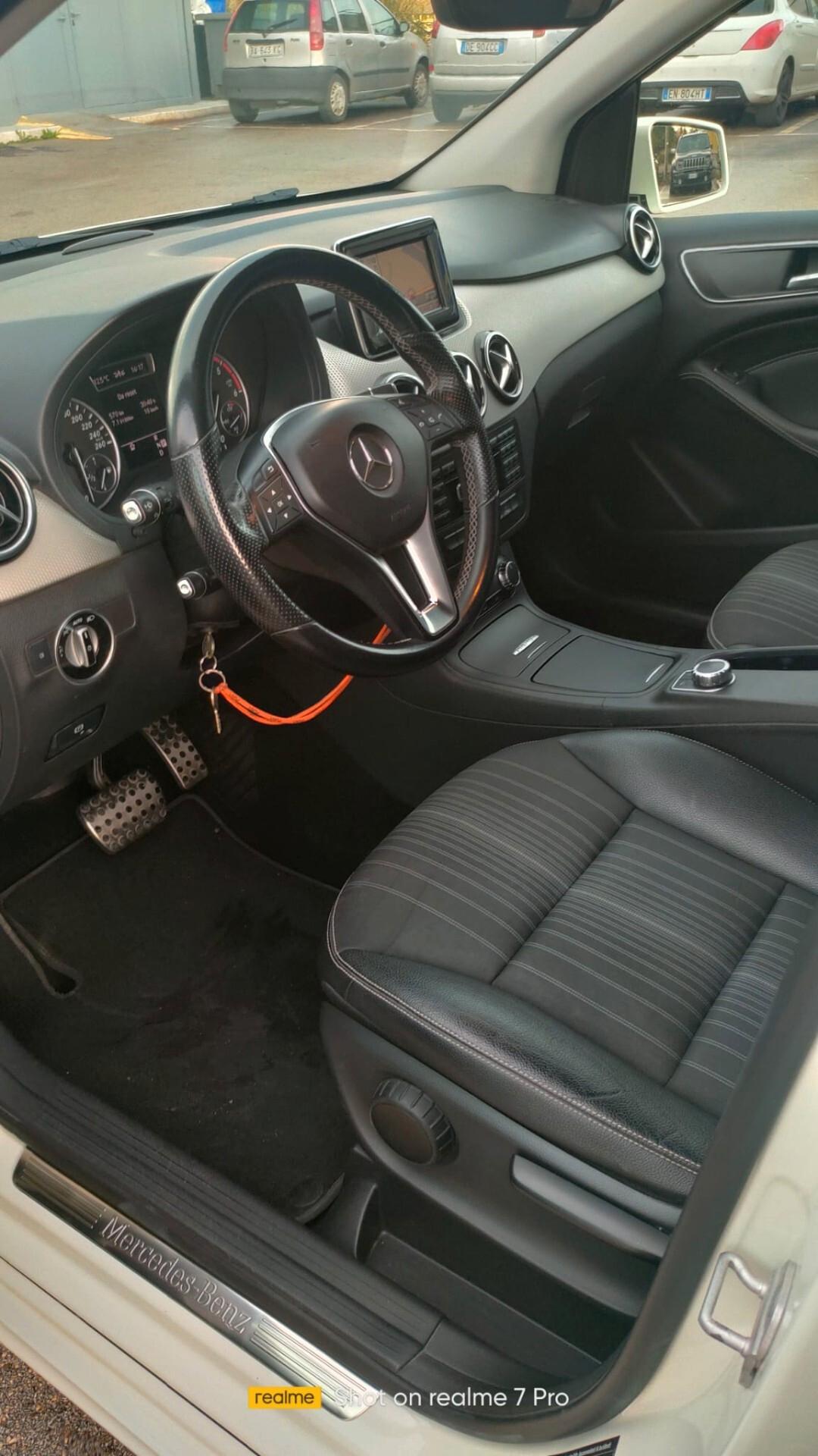 Mercedes-benz B 180 CDI Automatic Premium