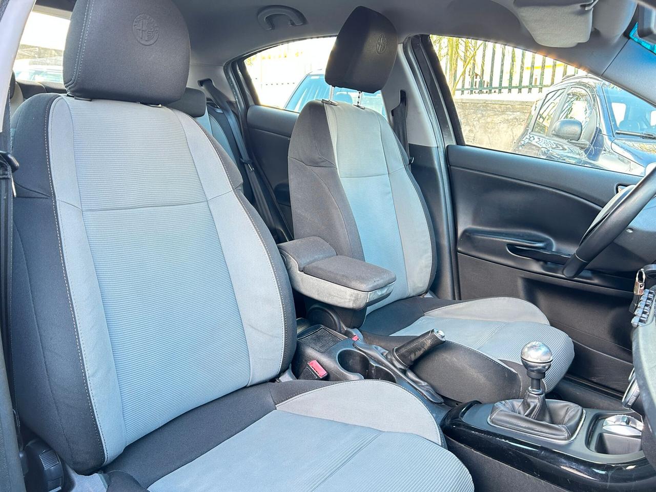 Alfa Romeo Giulietta 1.6 JTDm-2 105 CV Exclusive