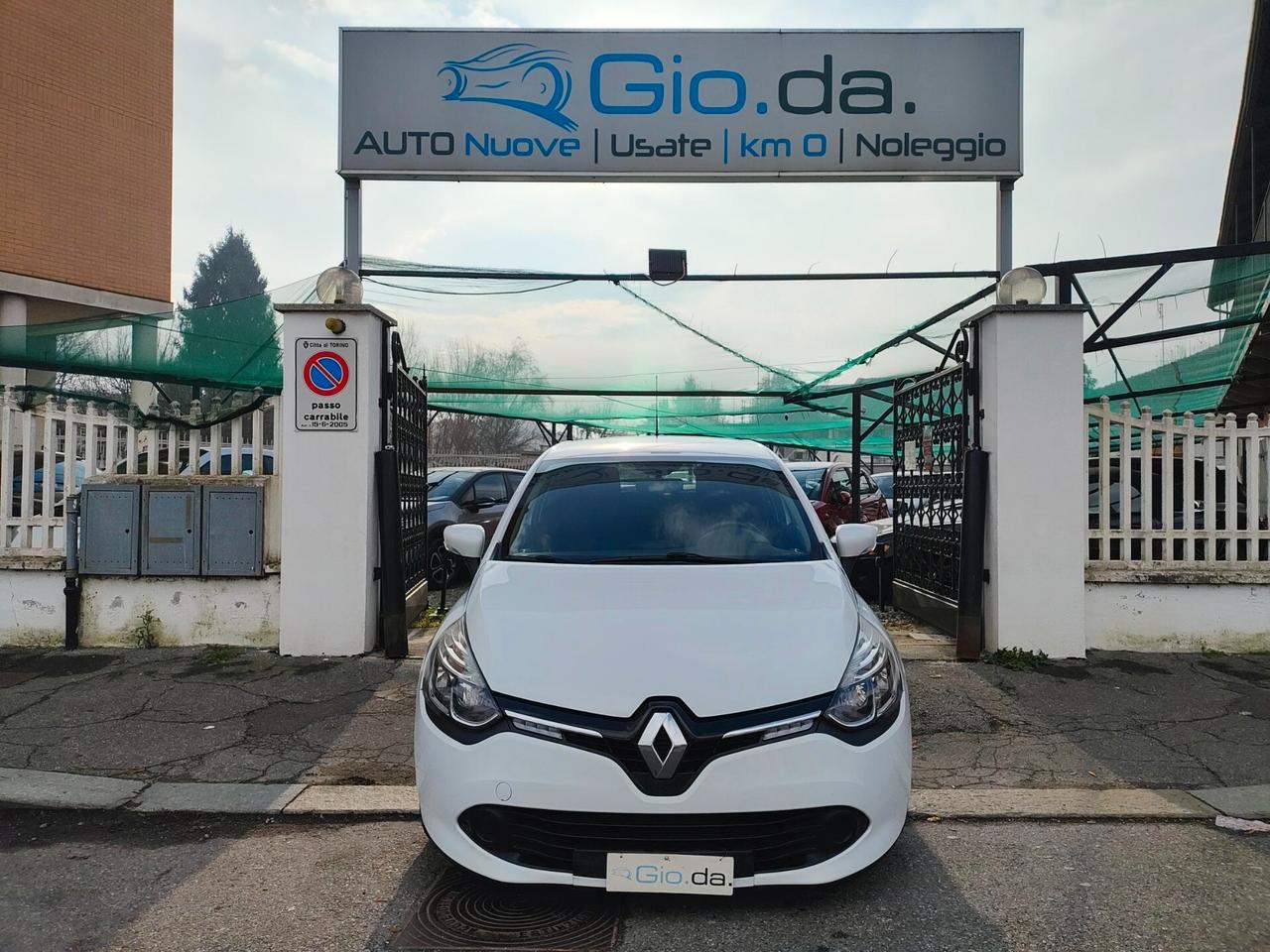 RENAULT CLIO 1.2 73CV KM 127851- 2014