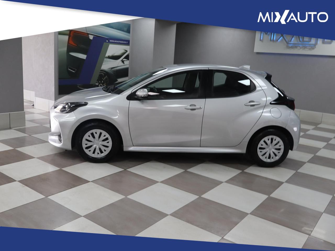 TOYOTA Yaris 1.0 4° Serie 72cv 5 porte Active