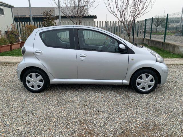 TOYOTA Aygo 1.0 12V VVT-i 5 porte Sol