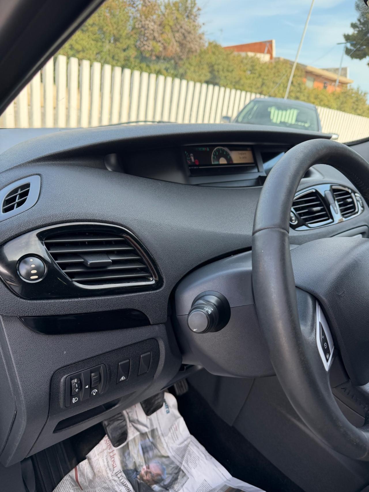 Renault Scenic Scénic X-Mod 1.5 dCi 110CV Dynamique