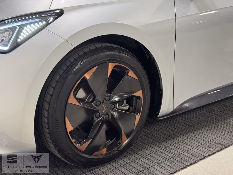 CUPRA Born Born e-Boost 58 kWh 170 kW