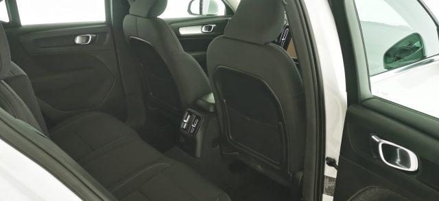 VOLVO XC40 T4 Recharge Plug-in Hybrid Inscription Expression