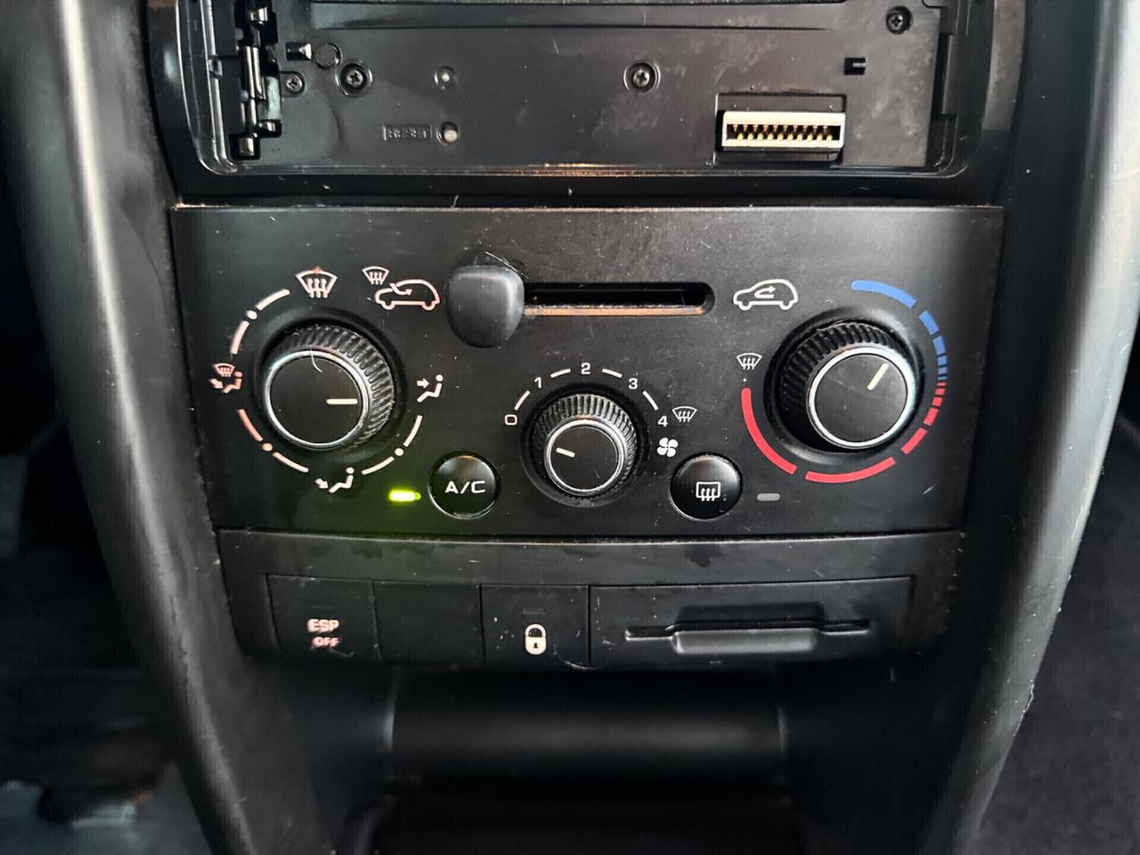 Peugeot 207 1.4 VTi 95CV SW 61.000km 2010