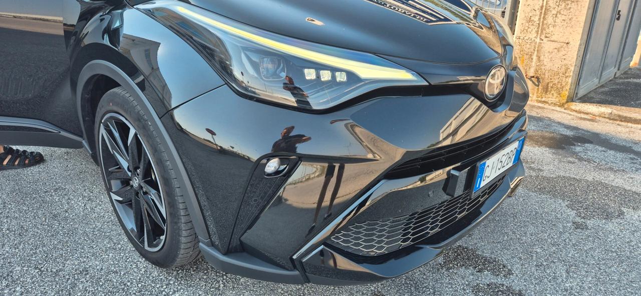 Toyota C-HR 2.0 Hybrid E-CVT GR Sport