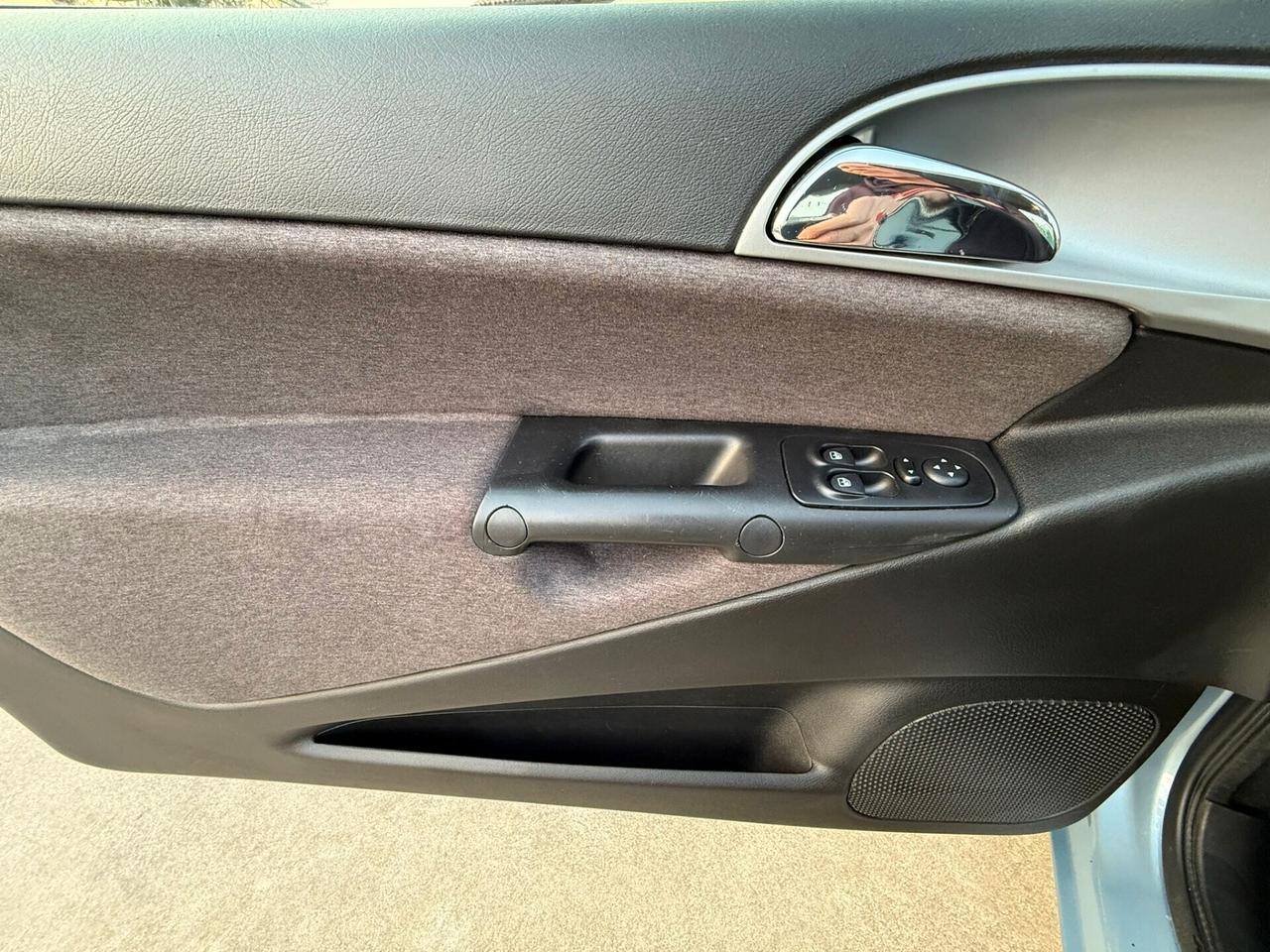 Lancia Ypsilon 1.2 87.000 km NEO-PATENTATO