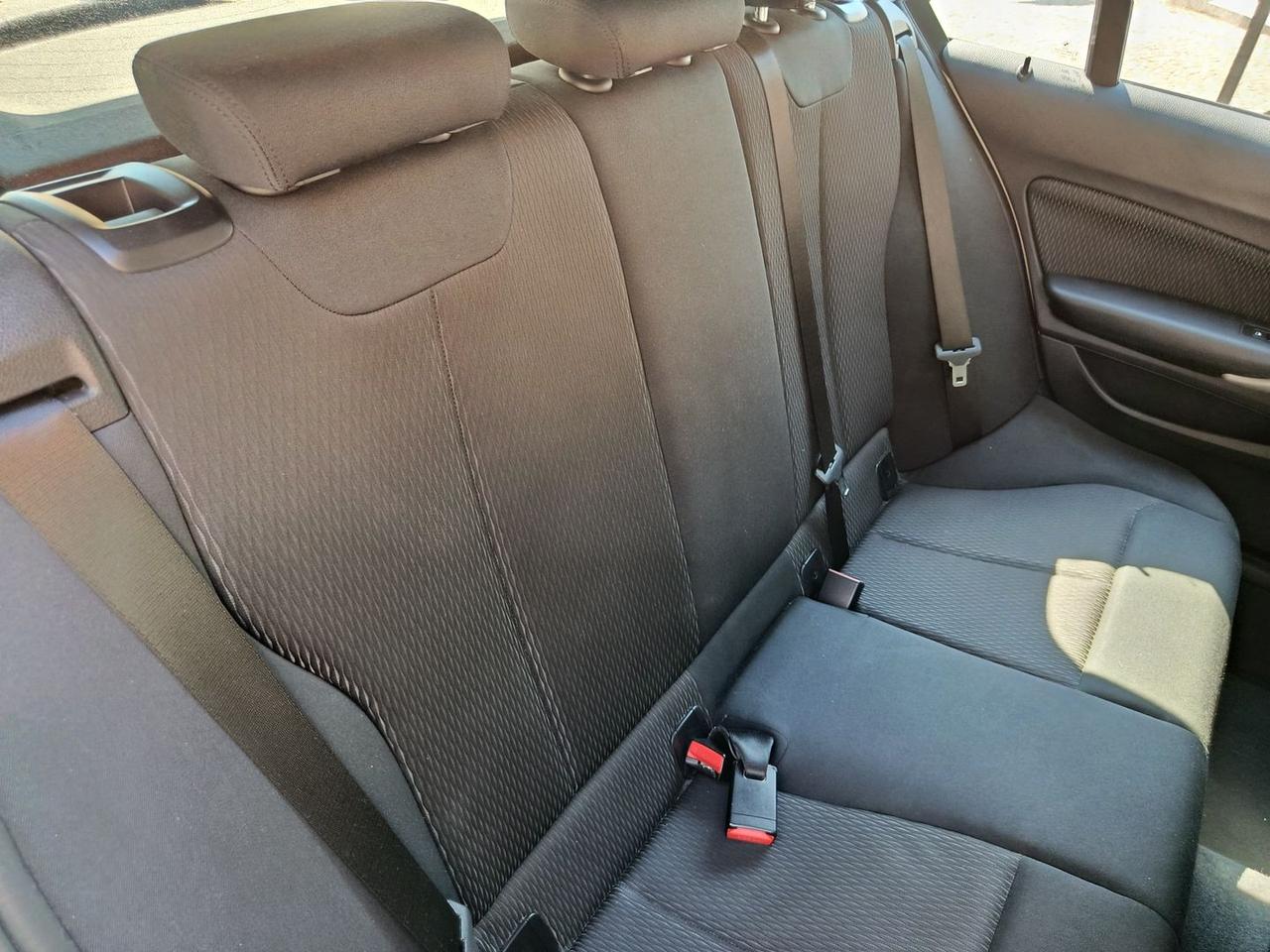 Bmw 116 d Advantage #11610