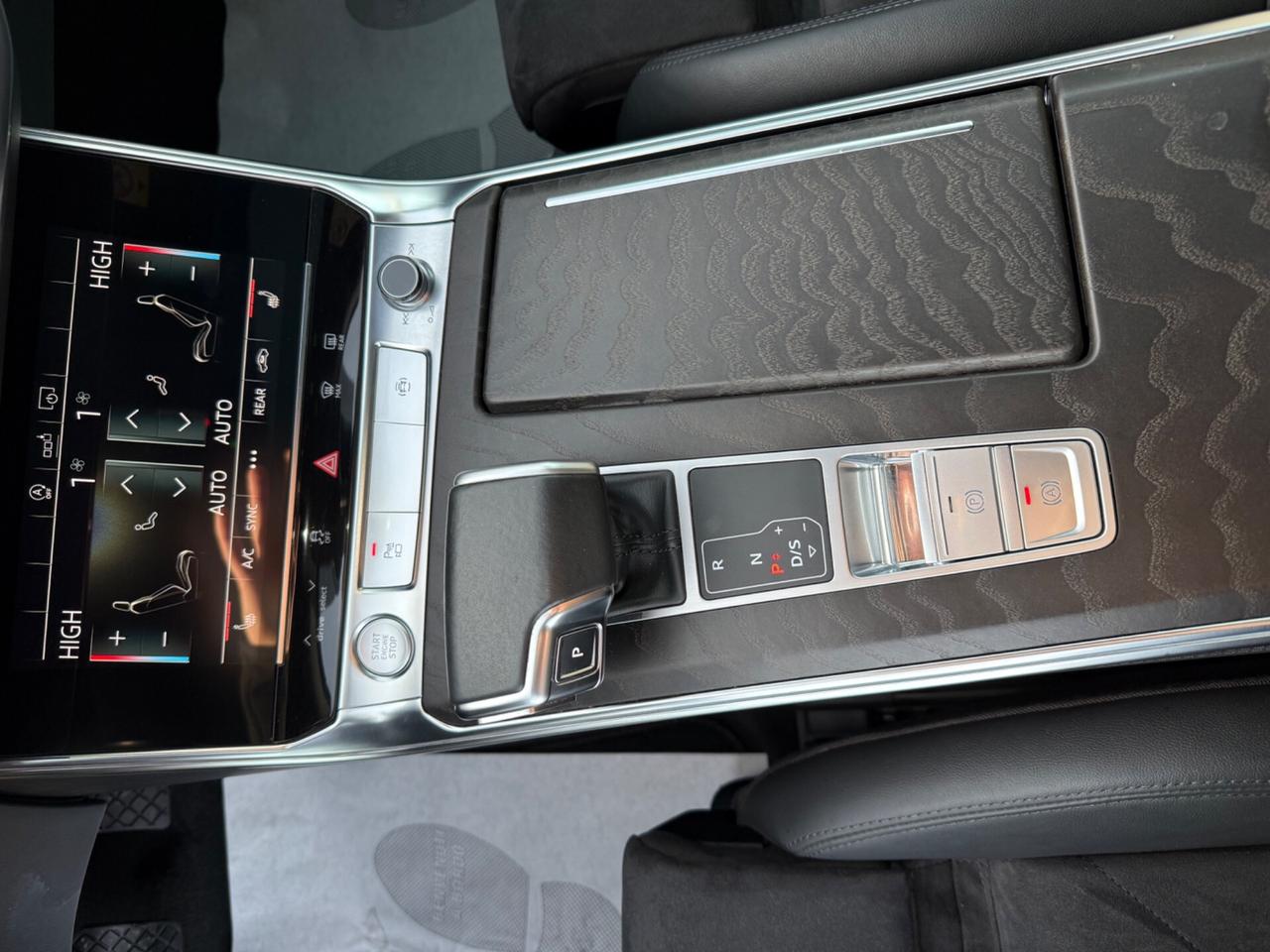 Audi A6 Avant 40 2.0 TDI quattro S-LINE TETTO APRIBILE.