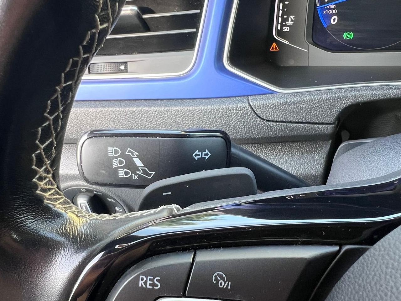 Volkswagen T-Roc 2.0 TSI R R Line #7984